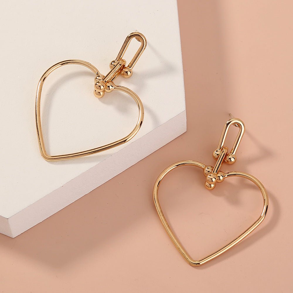 Metal Heart Earrings Simple And Fashionable Personality Hollow Heart-shaped Alloy Earrings - SNMShop
